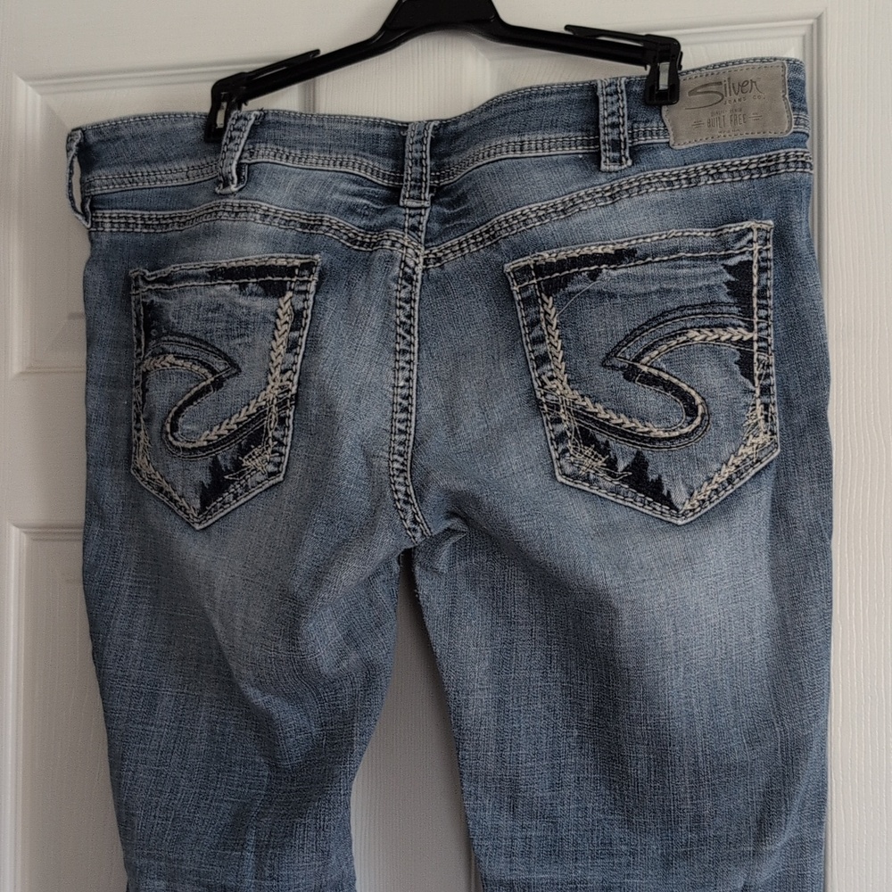 Silver Jeans Suki Capri Light Blue Cropped Ankle Jeans Sz 34x22 1/2 - Picture 3 of 10
